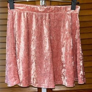 Forever 21 Pink Crushed Velvet Mini Skirt Size Medium